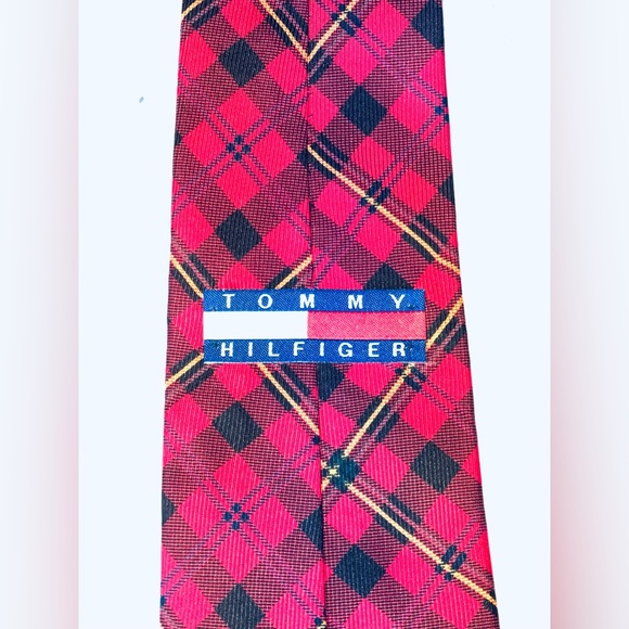 EUC Men’s Tommy Hilfiger tie - Picture 4 of 4